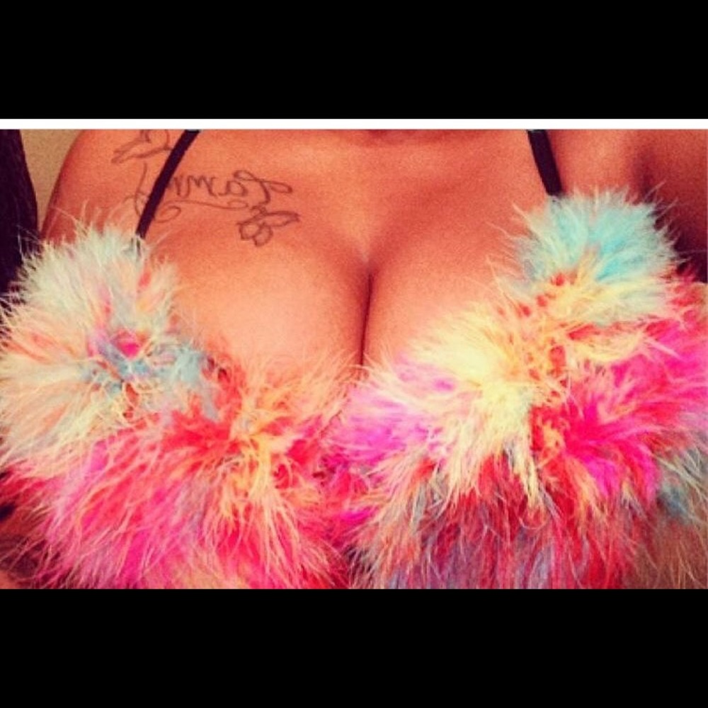 FUR BRAS